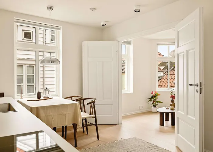 Modern 1br In Heart Of Old Town شقة برغن
